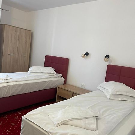 Hotel Silvana Buzias Luaran gambar